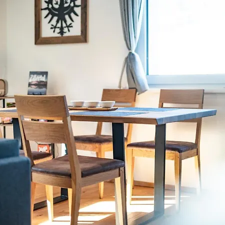 Griass Di Apartment Fuegen